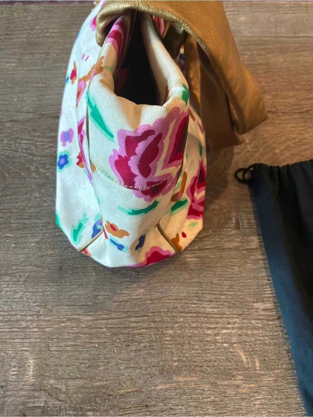 Chanel Pret-a-Porter Printemps 2004 Floral Tote - MINT!